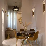 Intomilan I Design Apartment In The Heart Of Milan